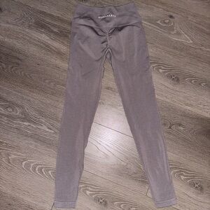 Alphalete Scrunch Gray Leggings